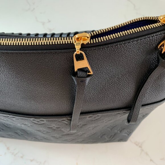 Louis Vuitton  -LV Monogram Maida - Picture 15 of 16